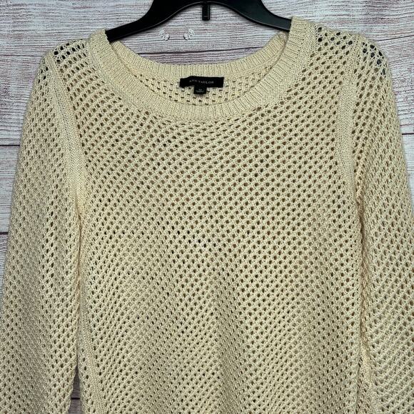 Ann Taylor Open Knit Cream Scoop Neckline Fall Autumn Pullover Sweater Medium - Picture 4 of 7